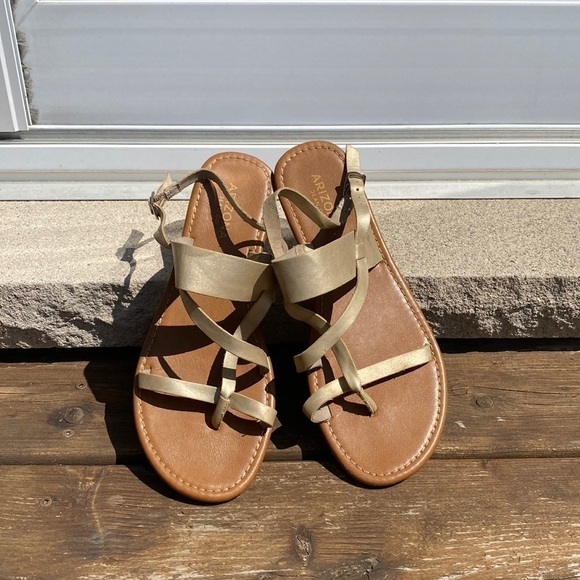 Arizona strappy flat sandals Size 8 - Picture 7 of 8